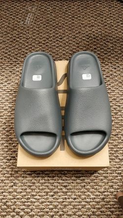 Yeezy Slide Slate Marine size 13