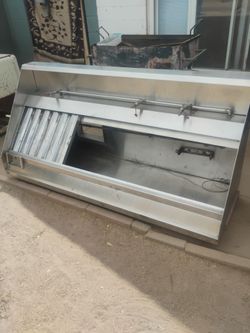 Food truck exhaust hood and fan