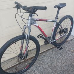 29er Mountain Bike Giant Hydraulic Disc Brakes L