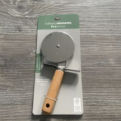 ProSeries Pizza Cutter with Natural Wood Handle - Silver/Wood