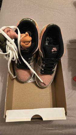 Nike SB LOW BRAND NEW 9.5w/8m