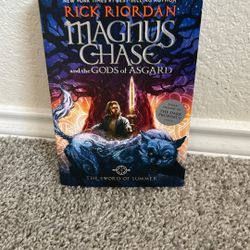 Magnus Chase. Author:Rick Riordan