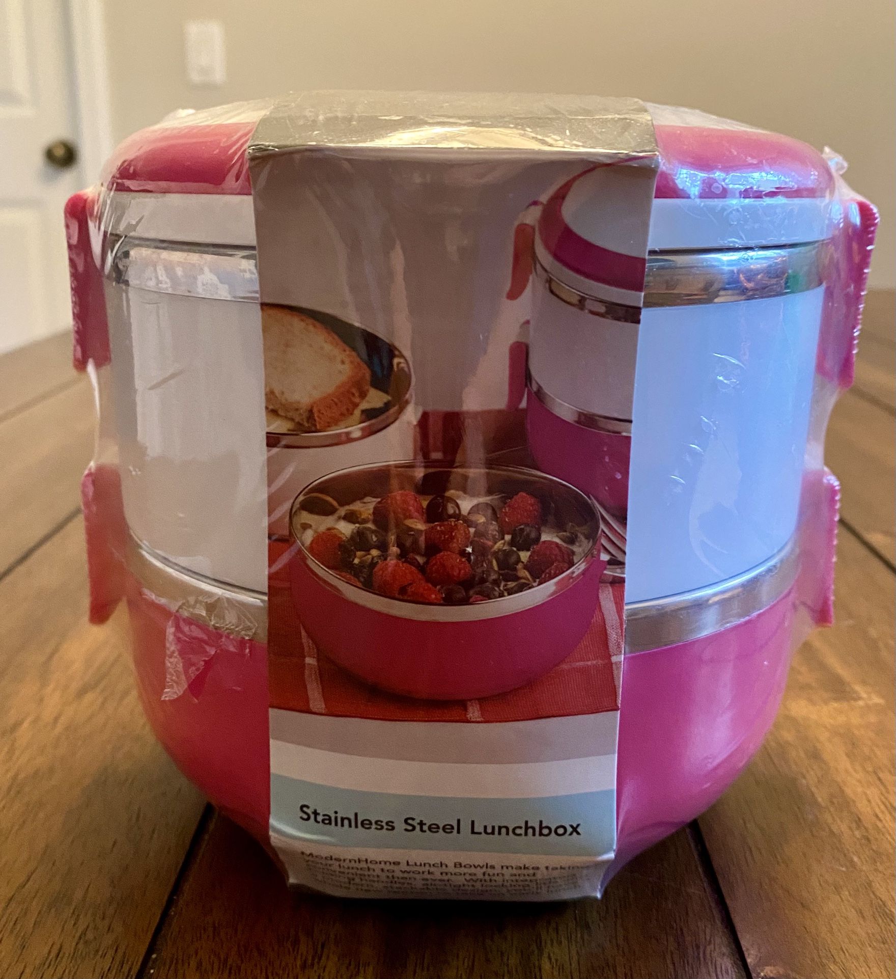 NWT “Stainless Steel Stackable Pink / White Lunchbox”