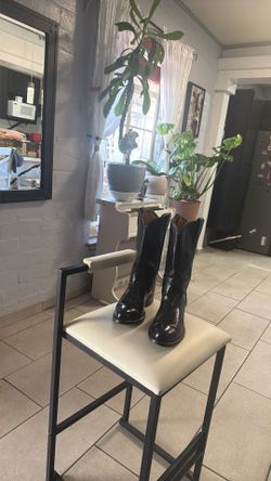 Cowboy Boots. Size 8 man’s