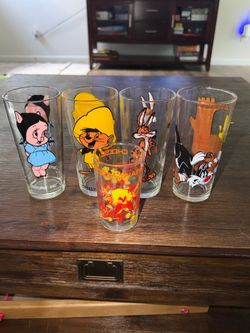 Vintage Warner Bros Glasses
