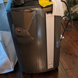 DeLonghi Portable Air Conditioner 