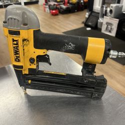 Dewalt 18ga Brad Nailer 205319