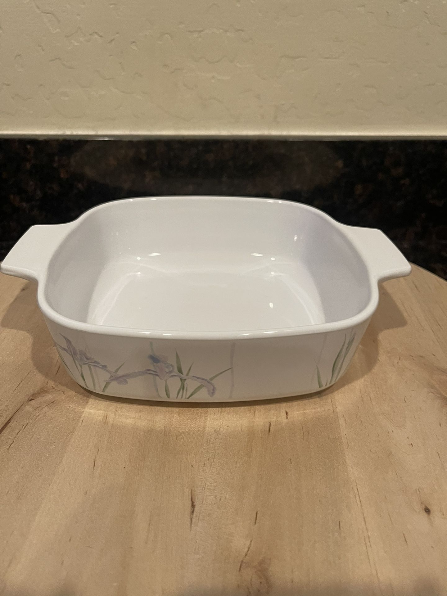 Corning Ware small Casserole A 1B 1 liter shadow iris purple flower
