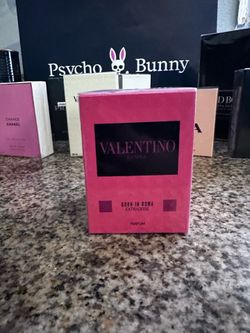 COLOGNES & PERFUMES