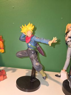 Trunks (Dragon Ball Super) Figure