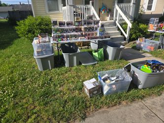 Huge Collectible and household item sale. PRICED TO SELL!