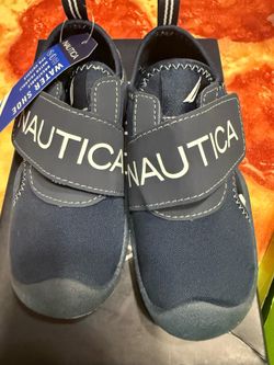 Boys shoes