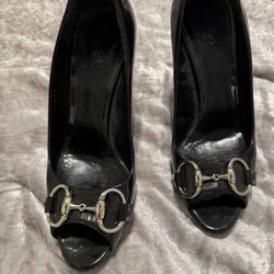  Gucci Vernice Soft Metal Black Heels- Size 6.5