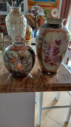 Japanese SATSUMA VASE