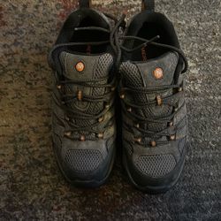Merrell Size 7.5 US Hiking Boot