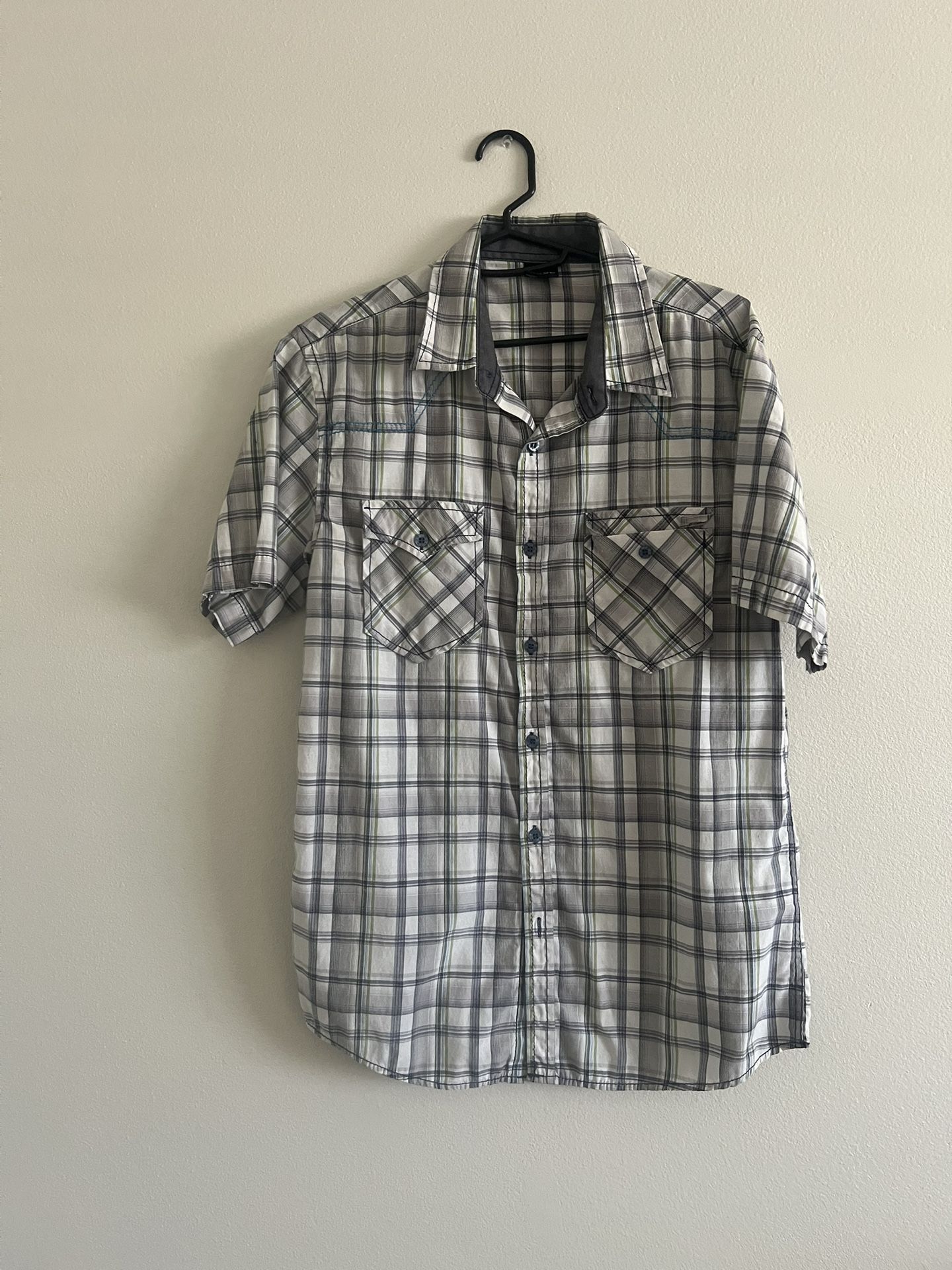 Men’s Short Sleeve Button Down Shirt