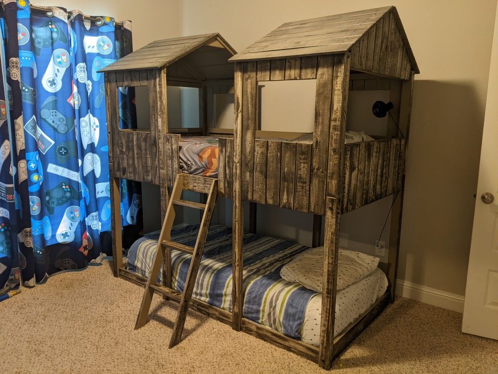 Danco Kids Bunk Beds. 2 For Sale, Will Sell Separately. 
