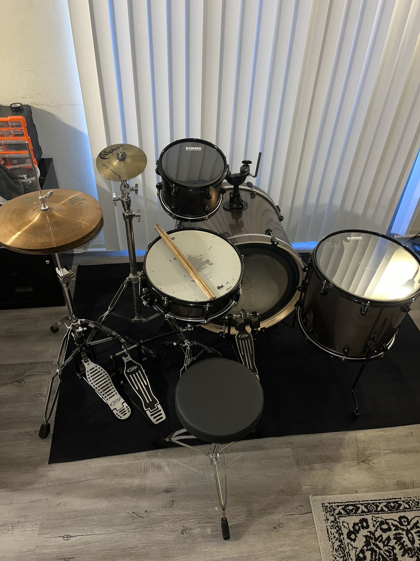PDP MainStage Drum Set