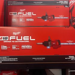 Milwaukee M18 FUEL 18V Lithium-Ion Brushless Cordless 1 in. Impact Wrench Extended Reach D-Handle (Tool-Only)