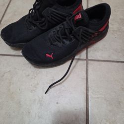Puma Shoes Size 8
