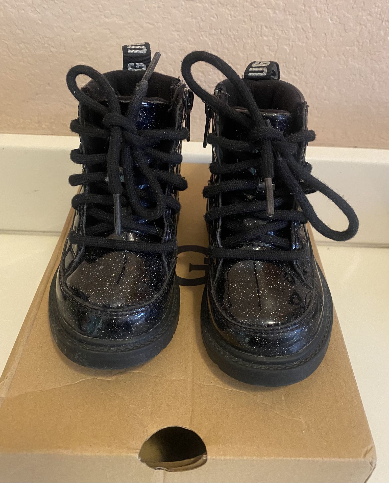 UGG Boots Toddler US 6