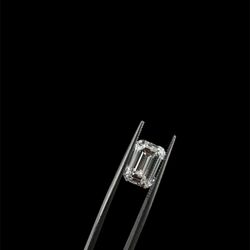 3.09 Ct Lab Grown Emerald Shape Certified Diamond 