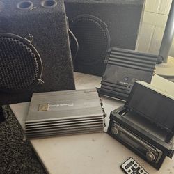 Car radios speakers and amplifier everything works  one ove the speaker s needs the surrounding foam