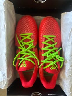 Kobe 6 Protro “Reverse Grinches” - Size 10.5