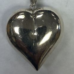 VINTAGE ANTIQUE SILVER .925 LARGE HEART PENDANT LOCKET WITH LONG CHAIN 