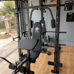 Vesta Fitness Smith Machine 1001 w/Bench Attachment | 230lb Bumpers Olympic Weights | 7ft Olympic Bar | Fitness | Gym Equipment | FREE DELIVERY 🚚 