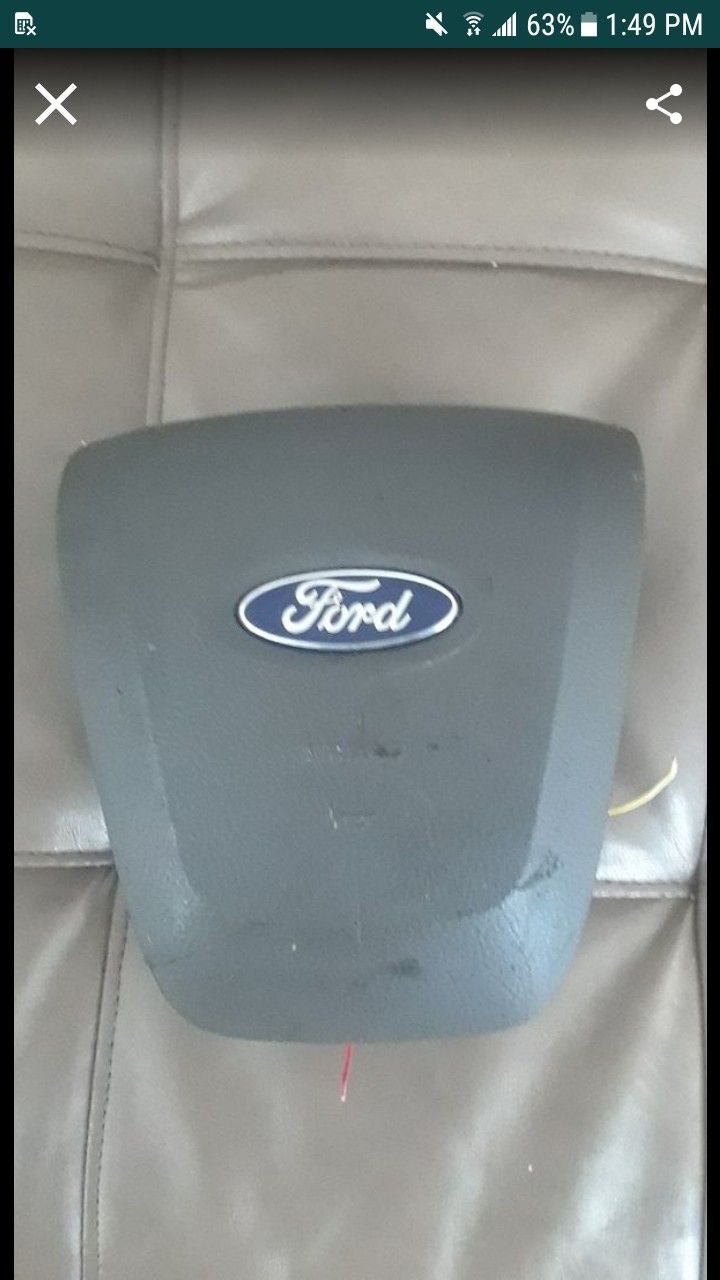 2011 ford Taurus part