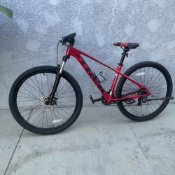 Trek Marlin 4 MTB Medium 29”
