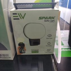 Spark Selfie Light