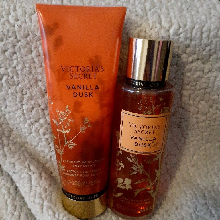 Victoria secret Perfume And Lotion Set 