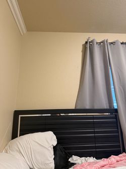 Queen Bedroom Set
