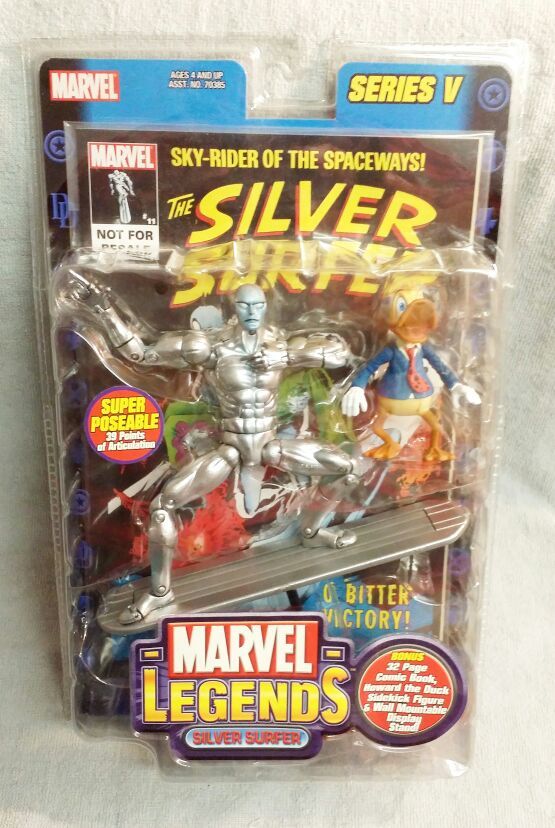 MARVEL LEGENDS SERIES 5 SILVER SURFER / HOWARD THE DUCK PLUS COMIC 2003