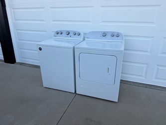 Washer and Gas Dryer