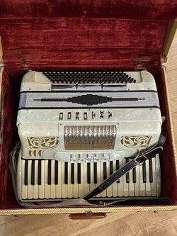 Dorothy Accordion made in Italy 🇮🇹