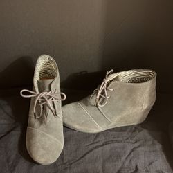 TOMS Gray Suede Wedge Boot-Women’s Size 8.5