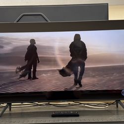 SAMSUNG 43" Crystal LED UHD 4K Smart TV UN43CU7000B