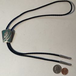 Vintage Bolo Tie Silver And Malachite Turquoise 