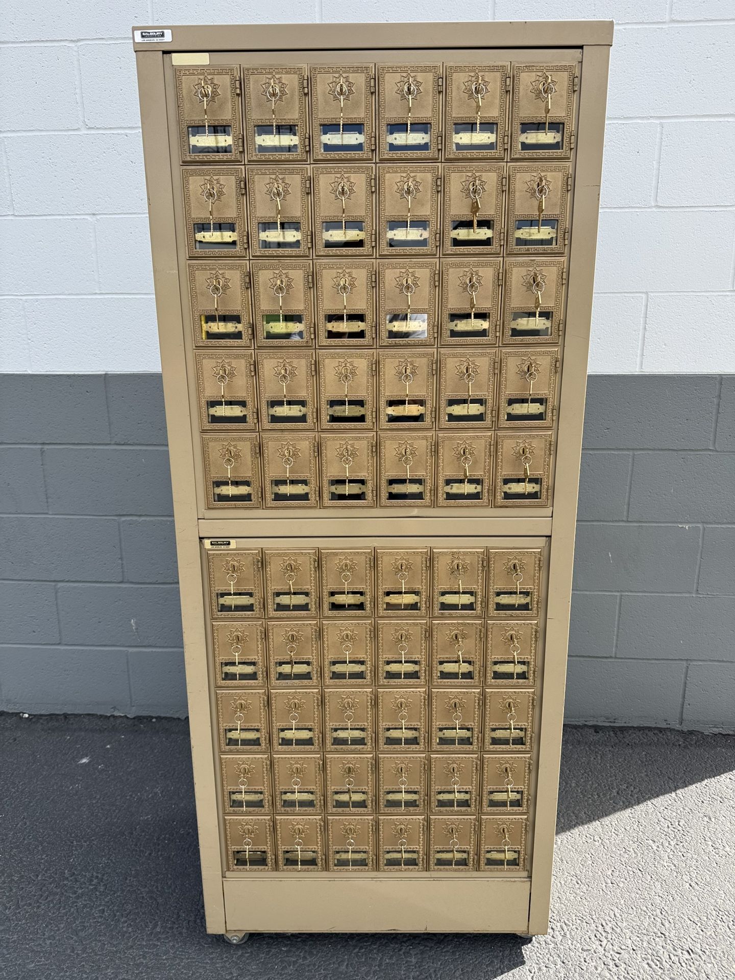 60 Door Mail Box Metal Cabinet