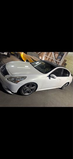 2012 Infiniti G37