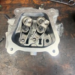 212 Predator Non-Hemi BRAND NEW HEAD NEVER BEEN USED 