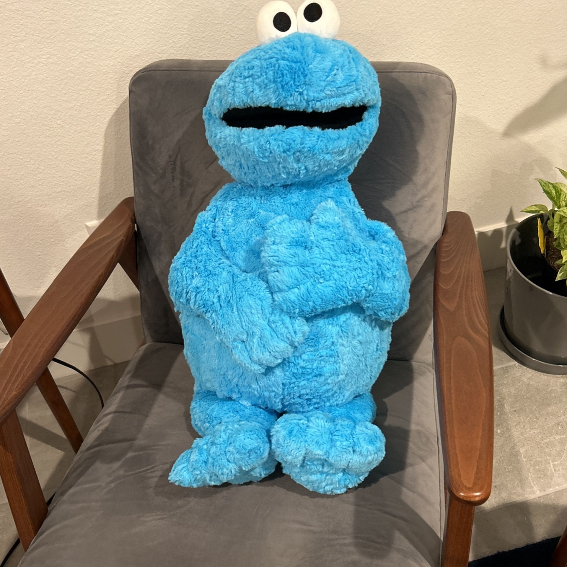 Giant Sesame Street Cookie Monster Plush Stuffed Toy 32 Inches Large