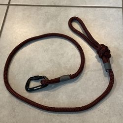 NEW UpDogGear Leash. Rust Brown Color. Retails for $25