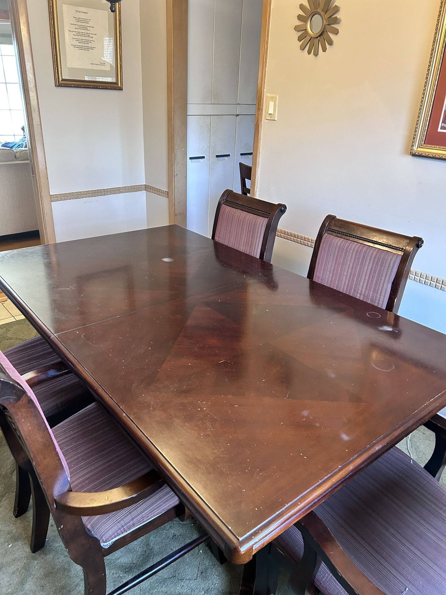 Dinning Room Table