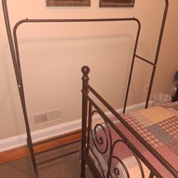 Double Rod Clothing Rack