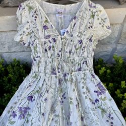 Floral Prairie Dress Gunny Style Violet Cottagecore Linen Lace Puff Sleeve Boho  Measurements taken with dress laying flat: Bust 17” waist 14” —Both m