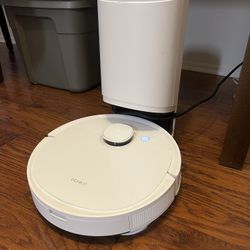 Ecovacs Deebot T9+ With Self Emptying Bin